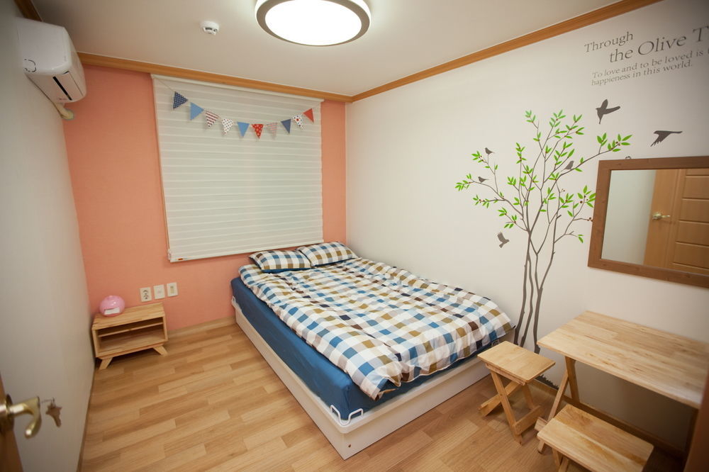 The Blossom Yeonnam Guesthouse Seul Dış mekan fotoğraf