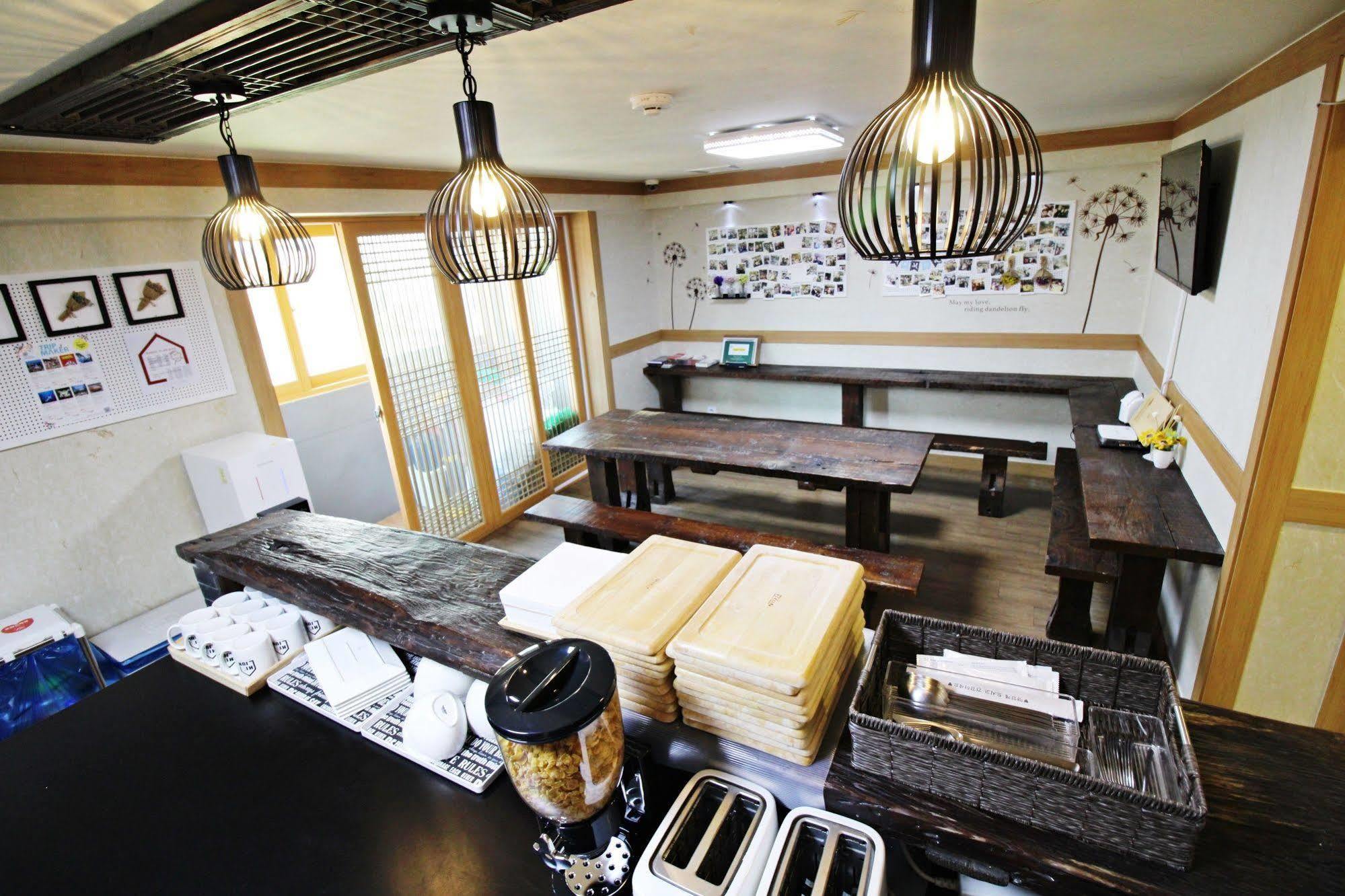 The Blossom Yeonnam Guesthouse Seul Dış mekan fotoğraf