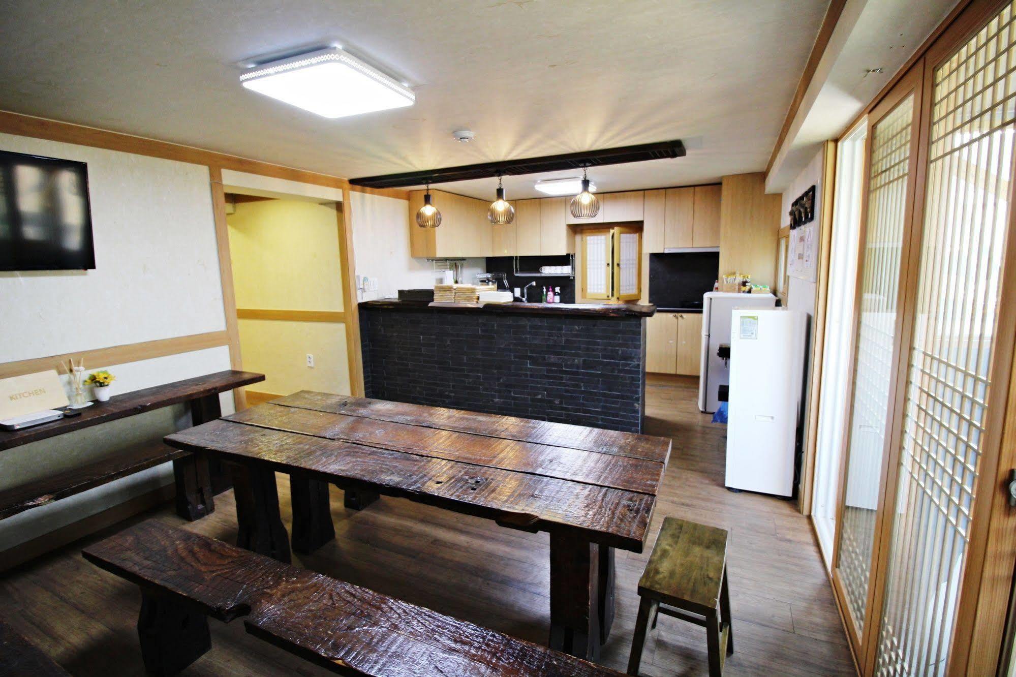 The Blossom Yeonnam Guesthouse Seul Dış mekan fotoğraf