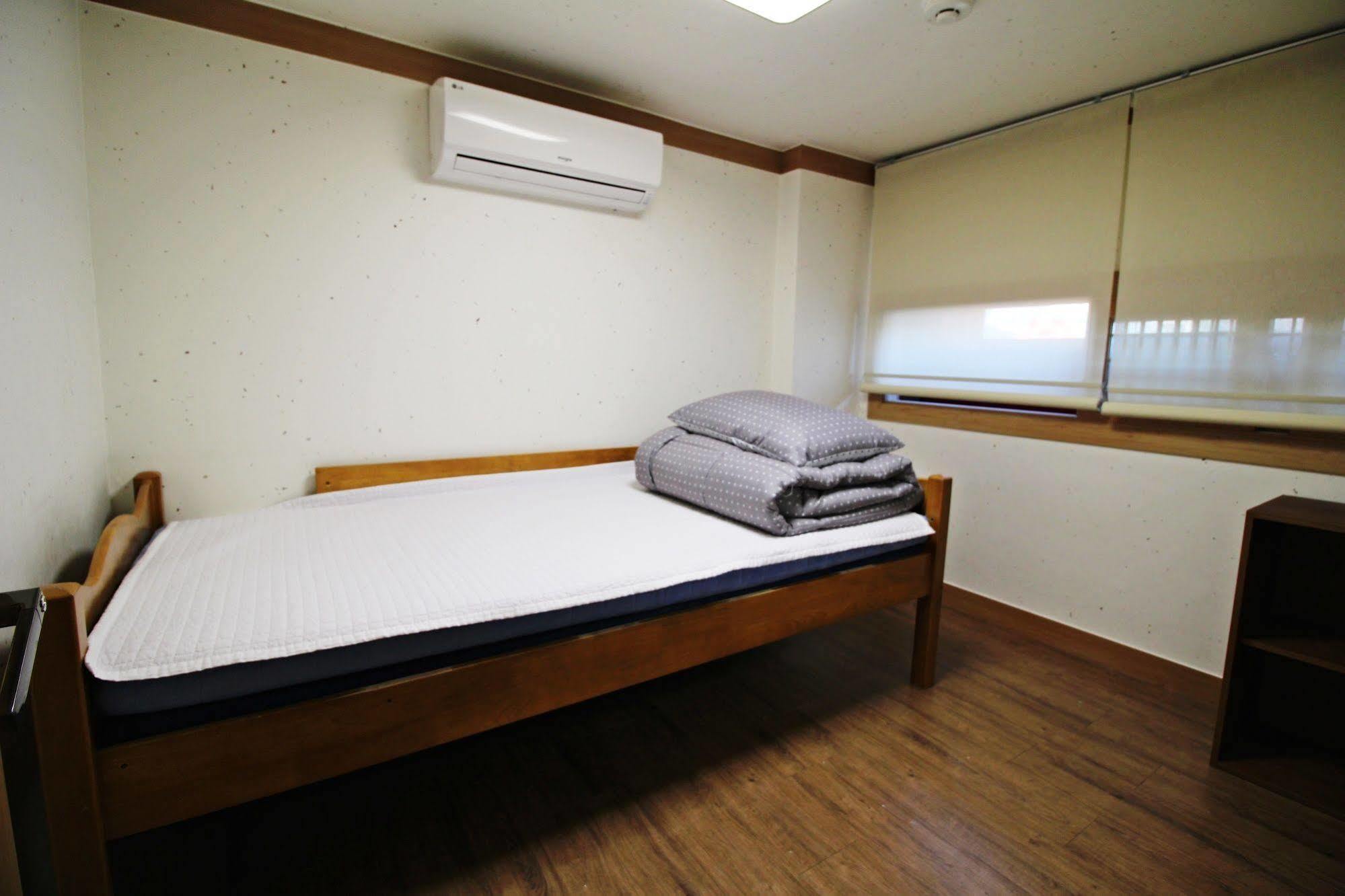 The Blossom Yeonnam Guesthouse Seul Dış mekan fotoğraf