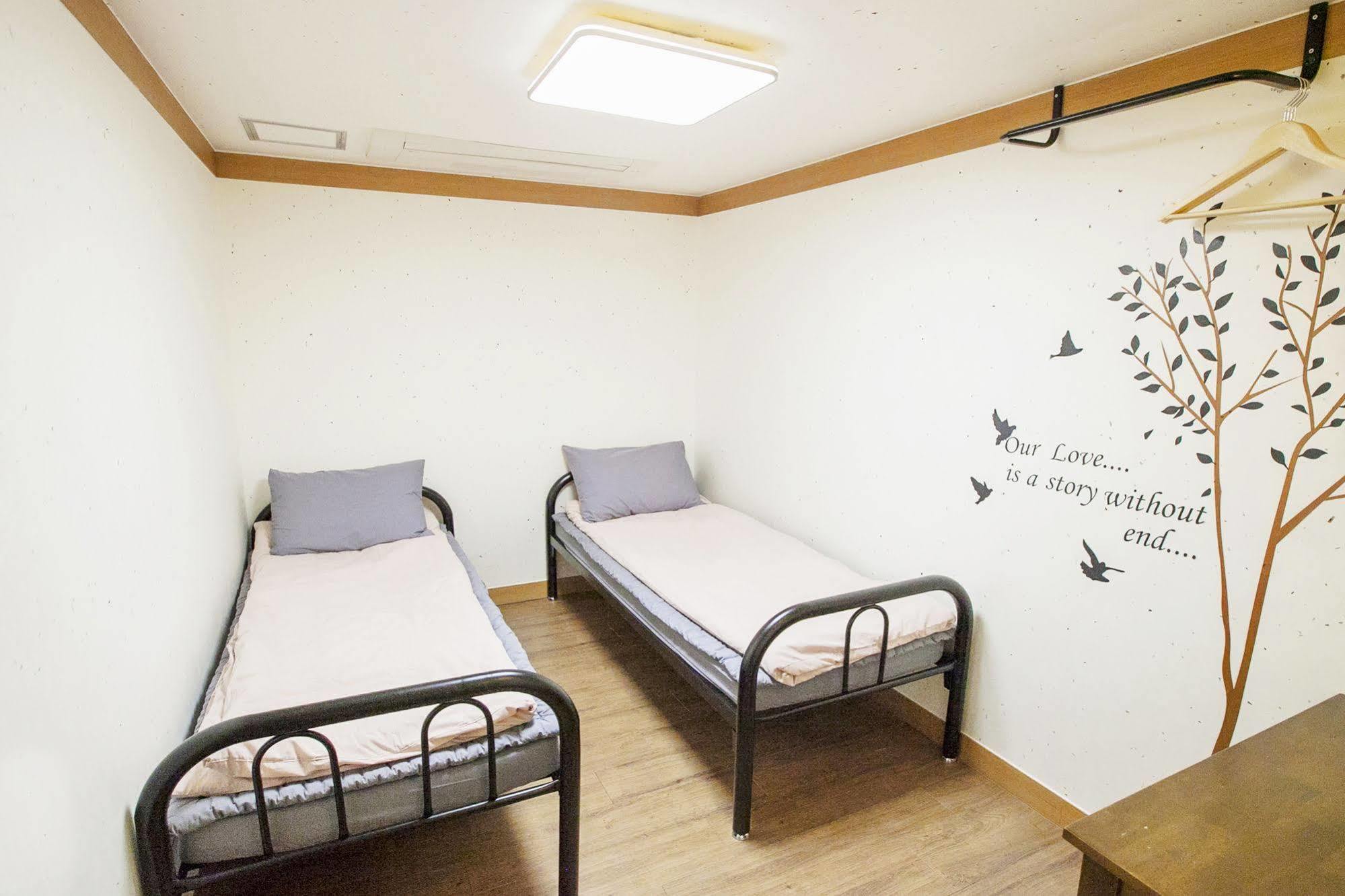 The Blossom Yeonnam Guesthouse Seul Dış mekan fotoğraf
